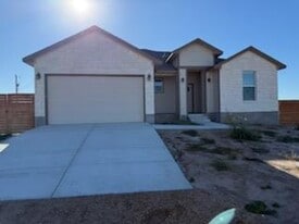 146 Sunview Dr in Bertram, TX - Building Photo
