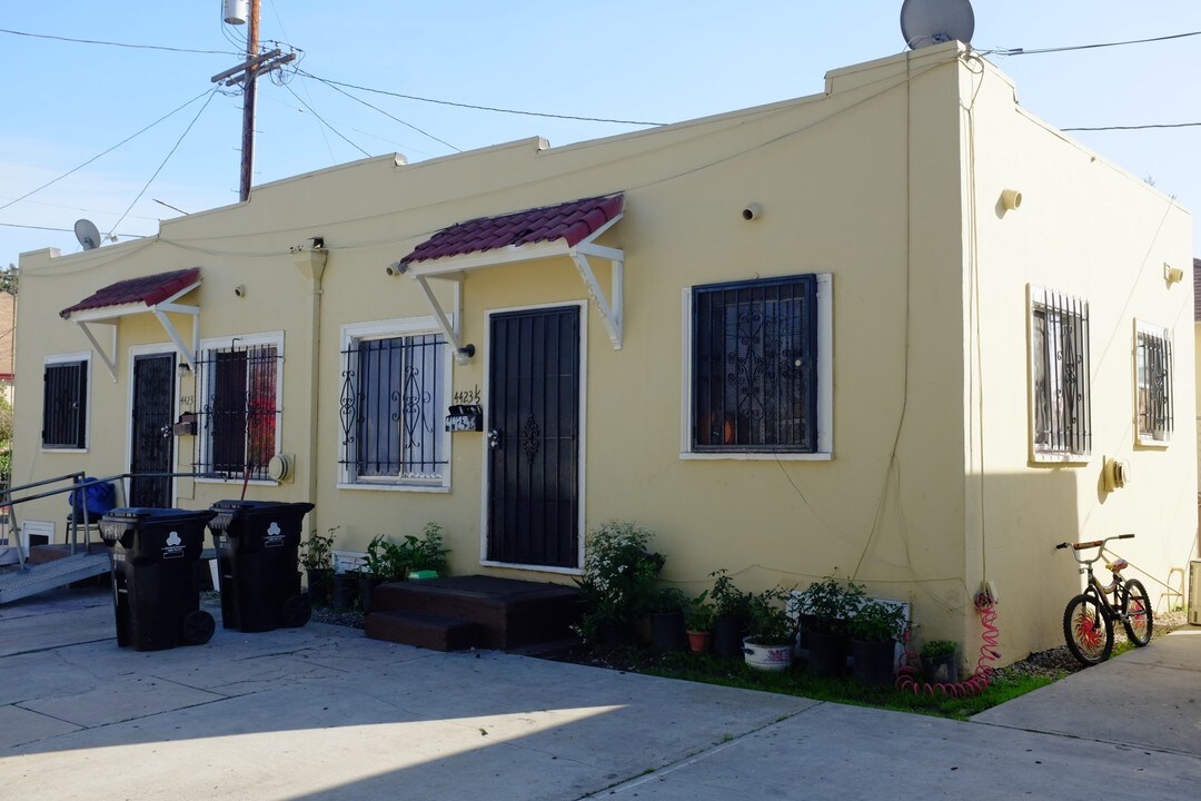 4423 Lima St in Los Angeles, CA - Building Photo