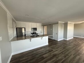 602 SE Riverside Dr in Evansville, IN - Building Photo - Building Photo