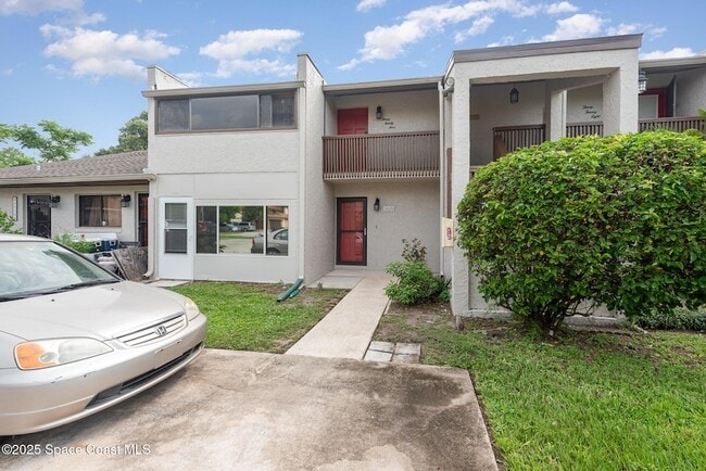 3020 Finsterwald Dr, Unit 6 in Titusville, FL - Building Photo - Building Photo