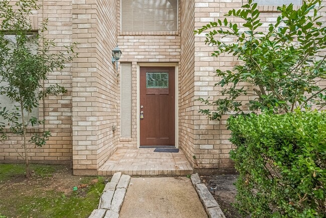 15603 Mustang Island Dr in Sugar Land, TX - Building Photo - Building Photo