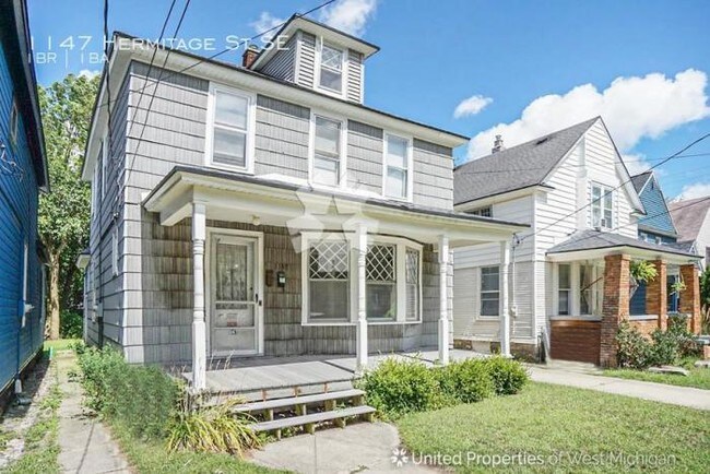 1147 Hermitage St SE in Grand Rapids, MI - Building Photo - Building Photo