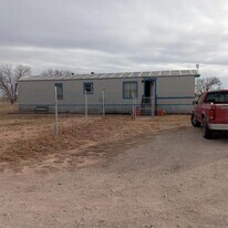 5104 County Road 1200 in Lubbock, TX - Building Photo