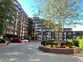 50 E Hartsdale Ave in Hartsdale, NY - Building Photo