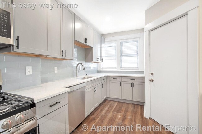 105 School St, Unit #3 in Boston, MA - Building Photo - Building Photo