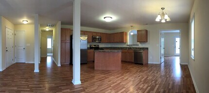 1003 Limeston Dr in Jacksonville, NC - Building Photo - Building Photo