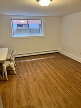 63 Selkirk Rd, Unit 2 in Boston, MA - Building Photo - Building Photo