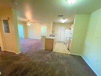 5475 Vineland Rd in Orlando, FL - Building Photo - Building Photo