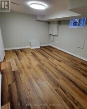 76 Charleswood Dr in Toronto, ON - Building Photo - Building Photo