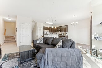 116 Zenith Loop in Newport News, VA - Building Photo - Building Photo