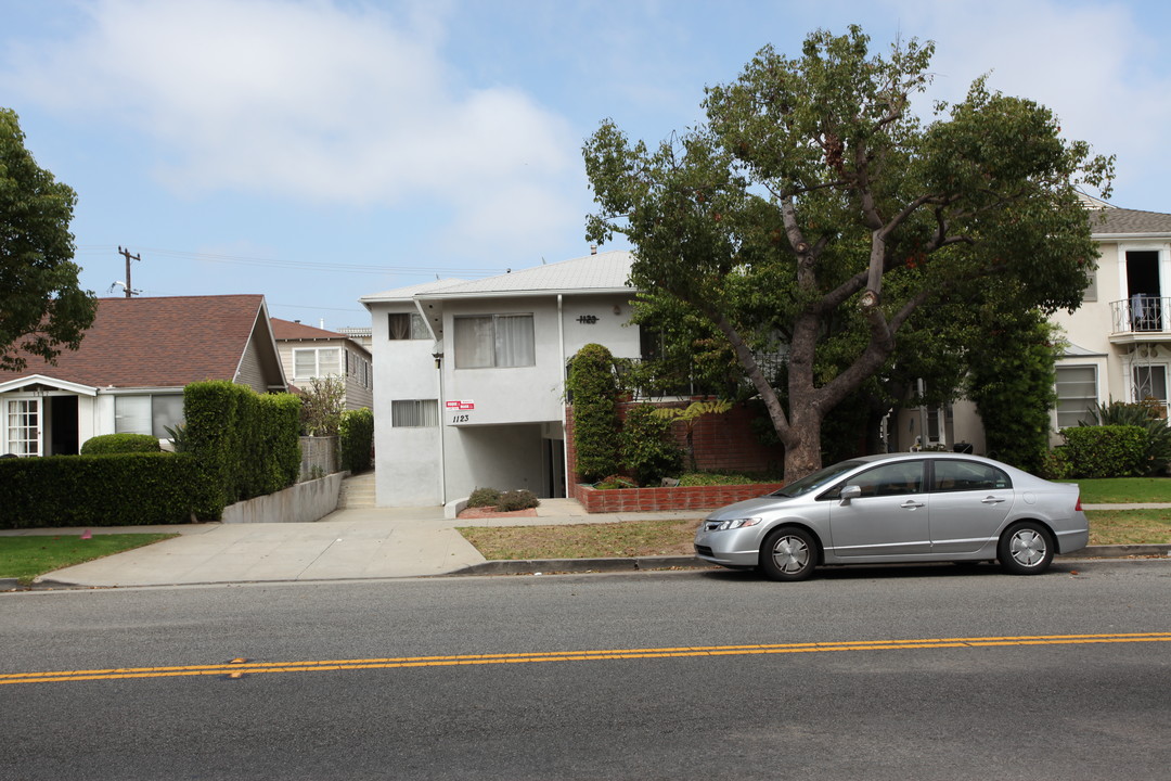 1123 17th St in Santa Monica, CA - Building Photo