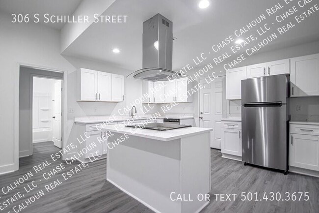 property at 306 S Schiller St