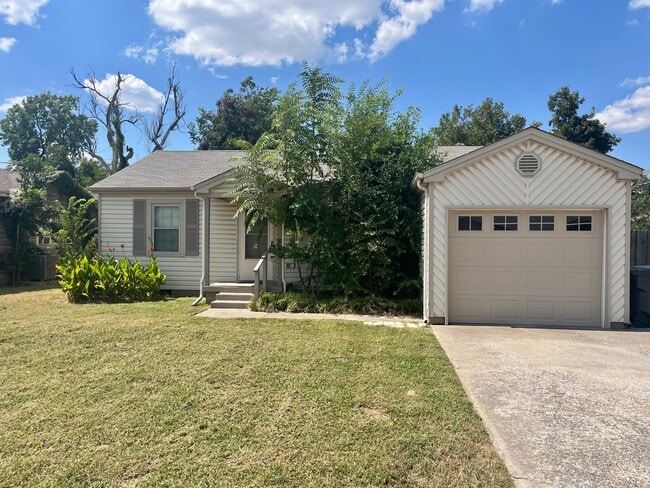 property at 4807 N Mueller Ave