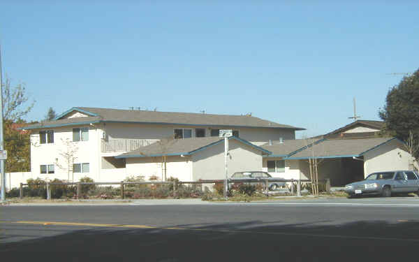 230 N San Tomas Aquino Rd in Campbell, CA - Building Photo - Building Photo