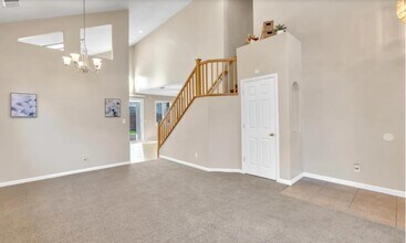 9412 Viridian Way in Elk Grove, CA - Building Photo - Building Photo