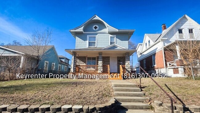property at 142 N Bellaire Ave