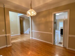 301 Fortuna Dr in Simpsonville, SC - Foto de edificio - Building Photo