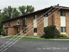 903 Western Rd in Wahpeton, ND - Building Photo