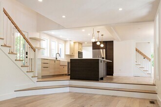 486 Munger Ln in Bethlehem, CT - Foto de edificio - Building Photo