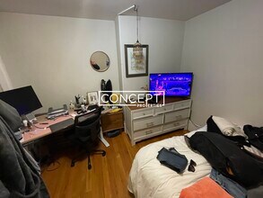 658 Massachusetts Ave, Unit 1B in Boston, MA - Foto de edificio - Building Photo