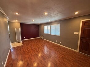 2040 Robinson Ave, Unit F in San Diego, CA - Building Photo - Building Photo