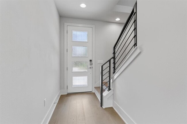 7921 Yellow Thistle Trail