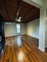 1005 Broadway Ave, Unit 3 in Mattoon, IL - Foto de edificio - Building Photo