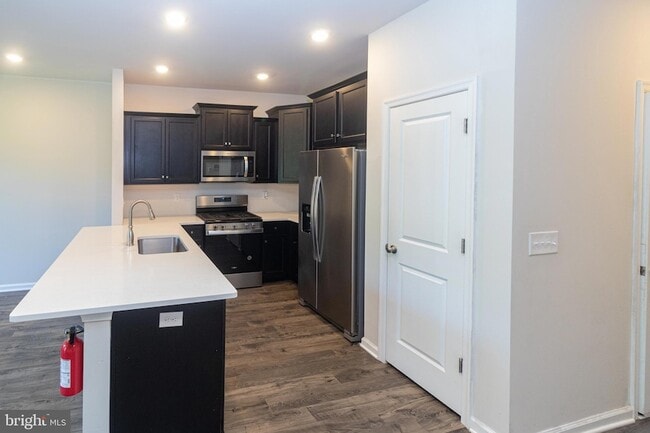 28 Peregrine Way in Burlington, NJ - Building Photo - Building Photo