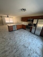 5455 Old Jacksonville Rd in Springfield, IL - Building Photo - Building Photo