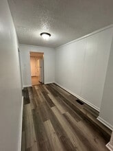 549 Lamberton St in Trenton, NJ - Building Photo - Building Photo