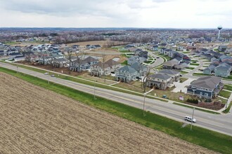 6038 Driscoll Dr in Madison, WI - Building Photo - Building Photo