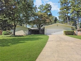 1273 Murdock Rd in Marietta, GA - Building Photo