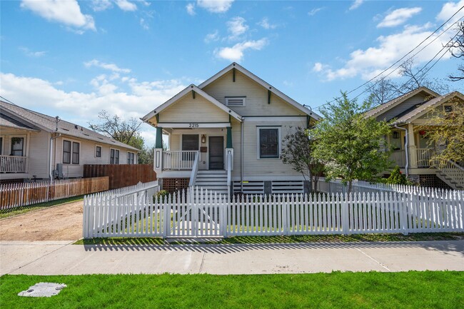 property at 2215 Gregg St