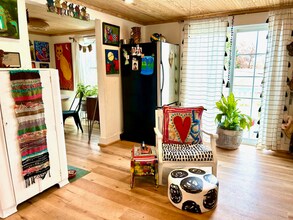 306 Davis St, Unit F5 in Hendersonville, NC - Building Photo - Building Photo