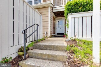11324 Halethorpe Terrace in Germantown, MD - Building Photo - Building Photo