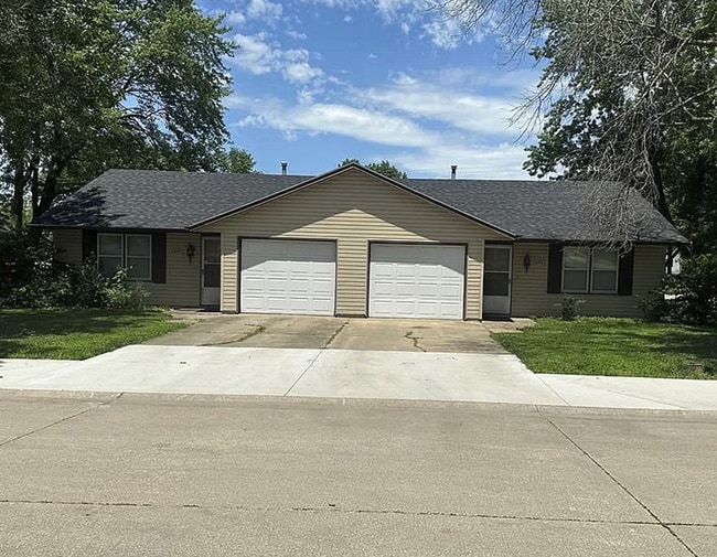 605 W Torrance St, Unit 605 in Maryville, MO - Building Photo - Building Photo