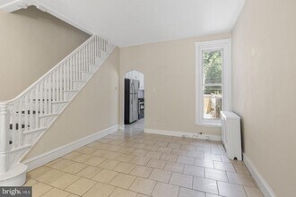 2323 E Cambria St in Philadelphia, PA - Building Photo - Building Photo