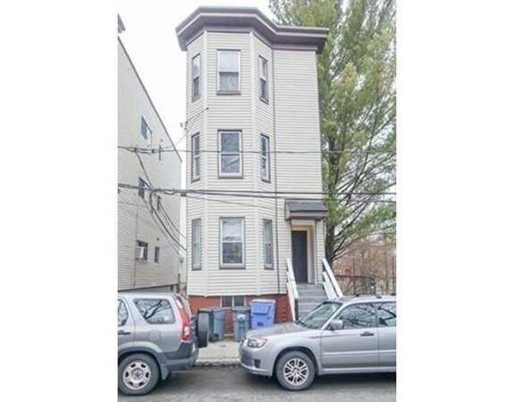 23 Pine St, Unit 2 in Cambridge, MA - Building Photo - Building Photo