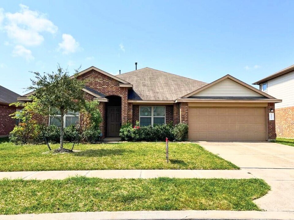 9422 Limestone Ranch Ln in Richmond, TX - Building Photo