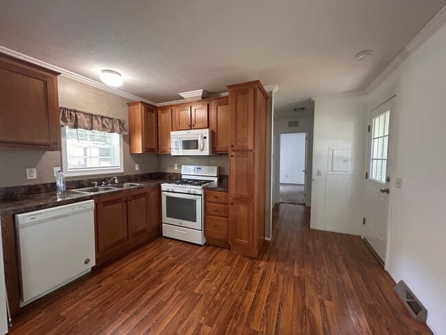 28 Oak Tree Ln in Elkton, MD - Building Photo - Building Photo