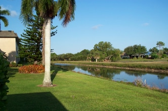 5467 Rattlesnake Hammock Rd in Naples, FL - Building Photo - Building Photo