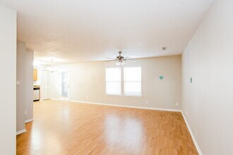 9117 Cherry Grove Ct in Indianapolis, IN - Building Photo - Building Photo