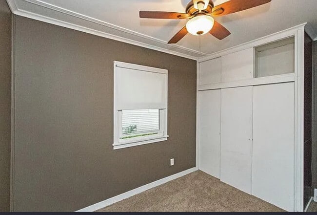 property at 3413 59th St