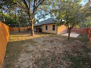 1820 Southeastern Trail in Round Rock, TX - Building Photo - Building Photo