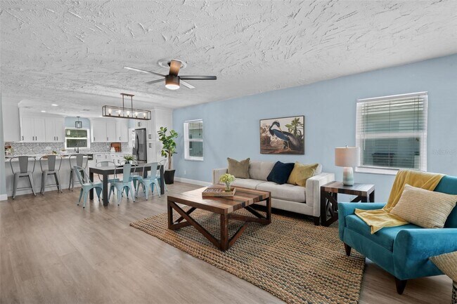 5902 S Switzer Ave in Tampa, FL - Building Photo - Building Photo