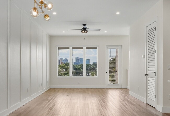 property at 120 E Gladys St