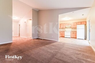 3033 S Tacoma Ave in Indianapolis, IN - Building Photo - Building Photo