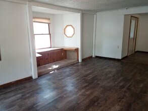 2201 Charles St in La crosse, WI - Building Photo - Building Photo