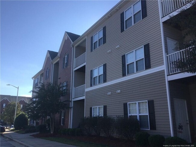 property at 616 Marshtree Ln