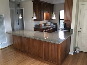 3240 Lewis Ave, Unit 1 Bedroom Duplex in Signal Hill, CA - Building Photo - Building Photo